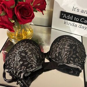 LADIES Pre Loved Victoria Secret Very Sexy Push Up Bra
